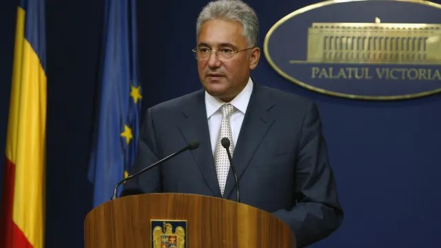 Adriean Videanu a fost reținut pentru 24 de ore în dosarul Alinei Bica