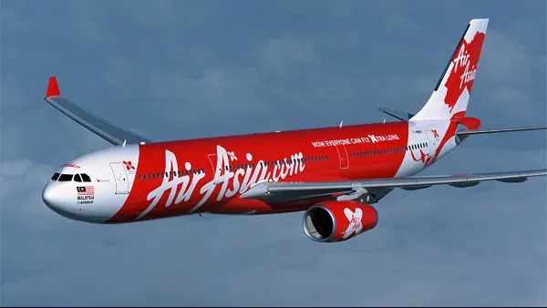 Incident aviatic: Avion întors din drum din cauza unor probleme tehnice
