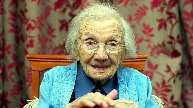 Date șocante privind demografia! Durata de viață a românilor scade cu trei ani!