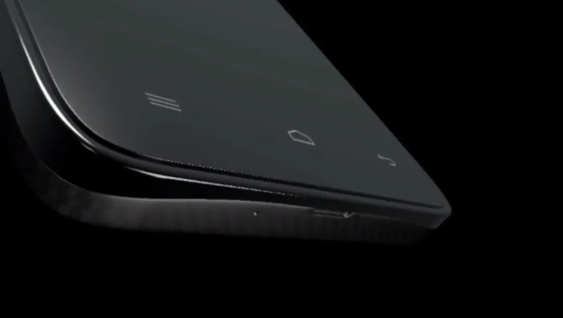 Cel mai sigur telefon din lume putea fi spart foarte ușor. Ce riscau utilizatorii