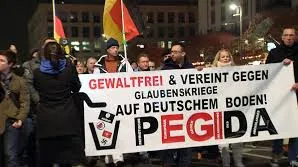 Mişcarea antiislam Pegida apreciază că atacul de la Paris confirmă ipotezele pe care le promovează