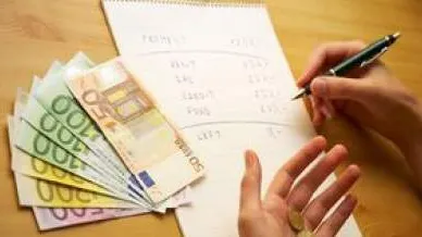 Indicele ROBOR, un nou maxim: 2,18%. Ratele la creditele în lei explodează