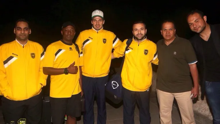 FOTO. Sânmărtean şi Szukala au ajuns în cantonament la Al Ittihad