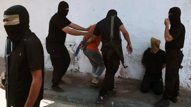 Statul Islamic revendică alte două decapitări