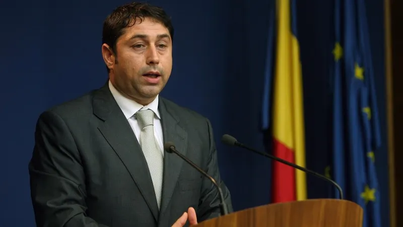 Fostul ministru al Internelor, Cristian David, rămâne în arest preventiv 