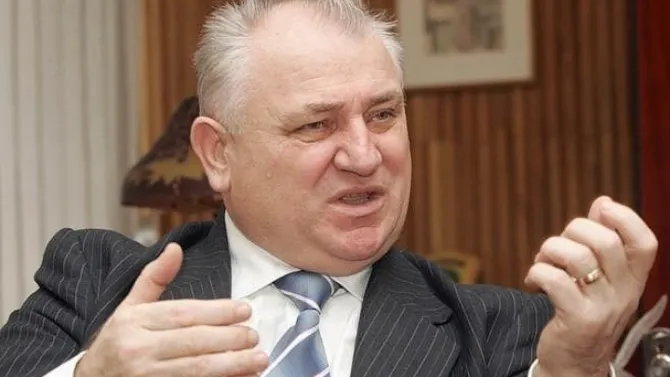 Avocatul Pavel Abraham, incompatibil: Apăra și denunțatul și denunțătorul în același dosar