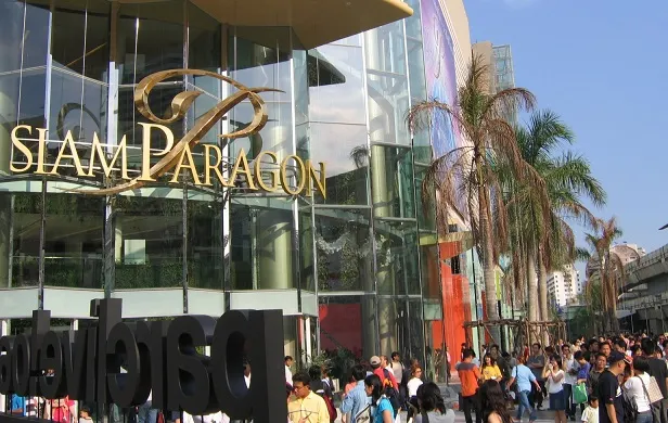 Atentat cu bombe într-un mall de lux din Bangkok