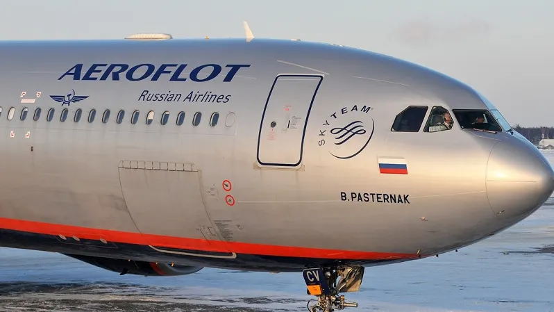 Două avioane s-au acroșat pe aeroportul din Moscova