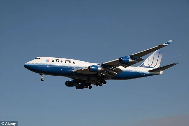 A strigat "Jihad, Jihad" în avion și a amenințat că va deturna zborul. Ce a urmat