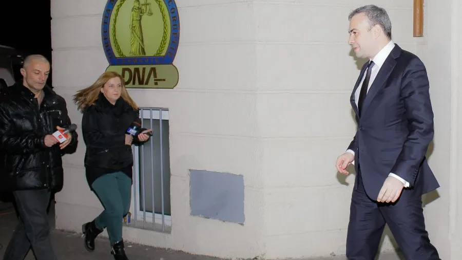 Vot egal în comisia juridică pentru reţinerea şi arestarea lui Vâlcov. Decizia finală, mâine în plen