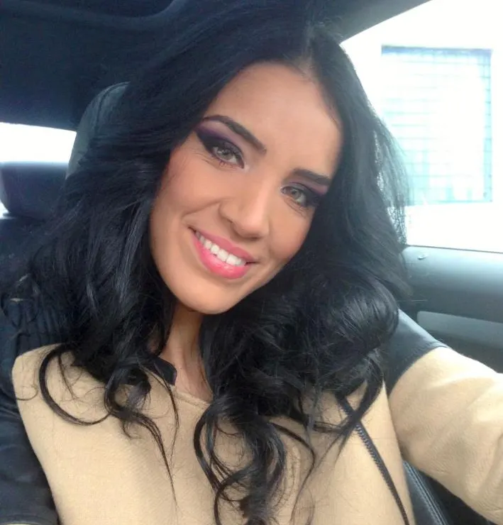 Adelina Pestriţu a suferit un accident de maşină