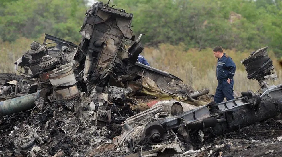Zborul MH17, doborât de o rachetă sol-aer Buk de fabricaţie rusească