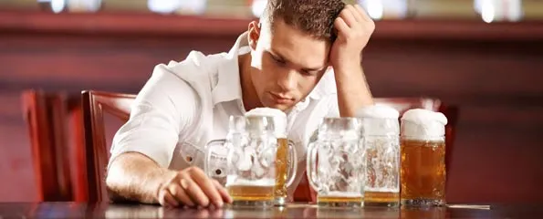 S-a demonstrat ştiinţific! Cum să bei alcool fără să te îmbeţi