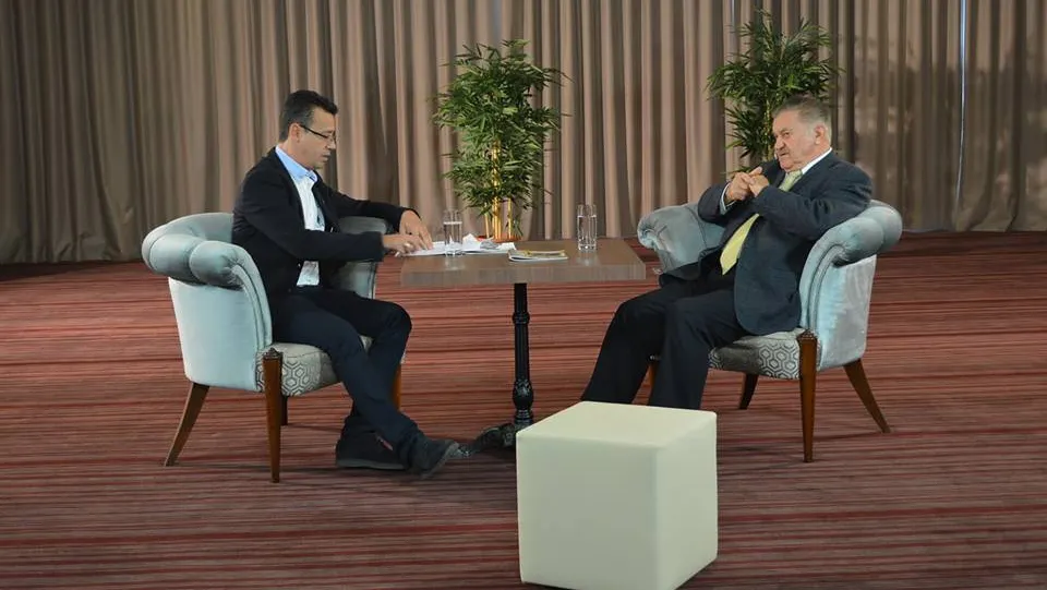 Ce legătură există între Marin Dumitru - denunţătorul lui Vanghelie, România TV şi Antena 3