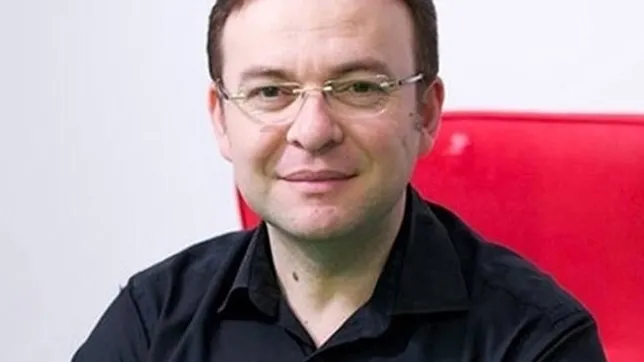 A murit poetul Benone Burtescu