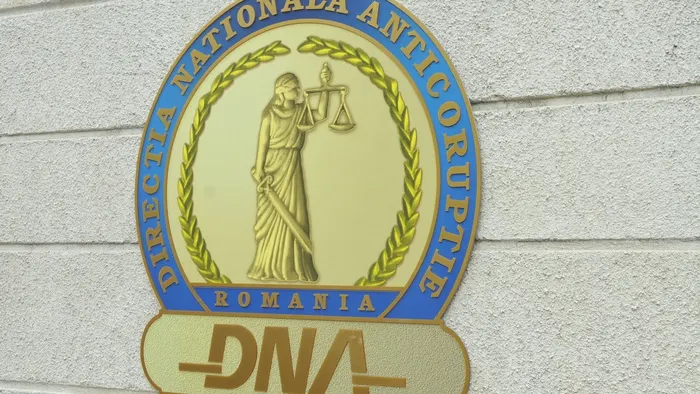 Două angajate din Primăria Ploiești, cercetate alături de primarul Bădescu, sub control judiciar