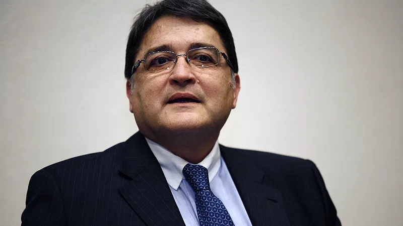 Emil Hurezeanu, atac furibund la Victor Ponta