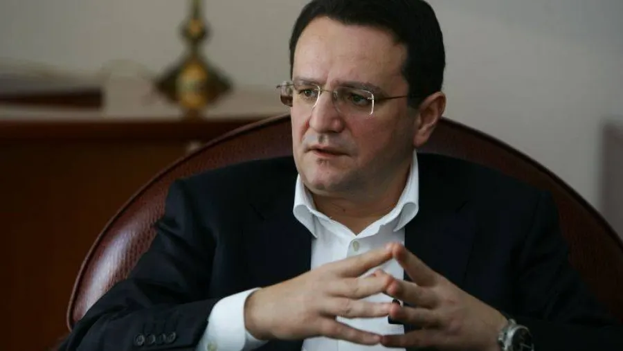 Maior: Folosirea conceptului de axă este incorectă. Președinții care l-au folosit au greșit