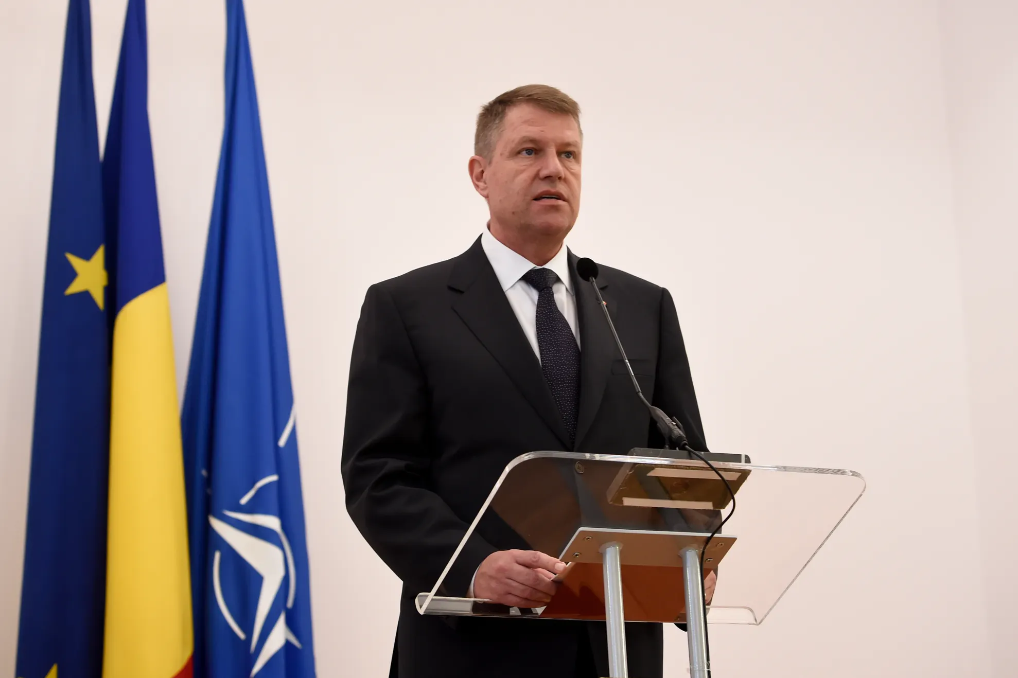 Iohannis: După ani de dezamăgiri și nereușite, vom construi o Românie din care să nu mai plecăm 