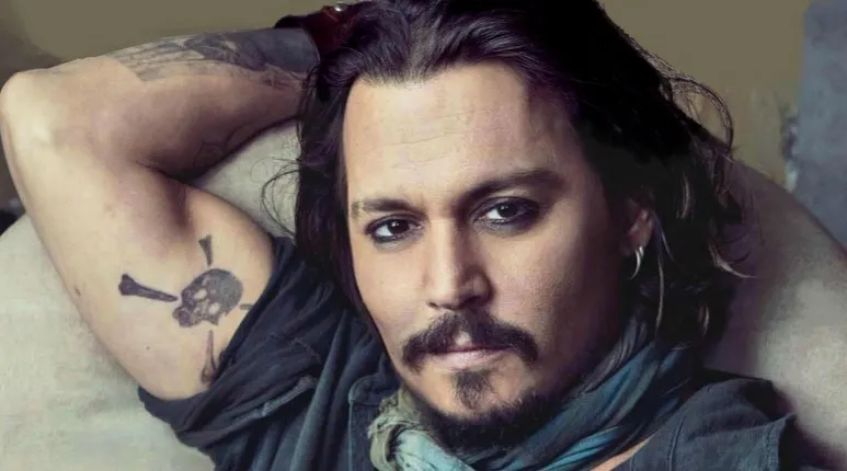 Johnny Depp și-a cumpărat insulă în Grecia