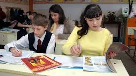 S-a anunțat ce materii vor face elevii care nu se înscriu la ore de religie 