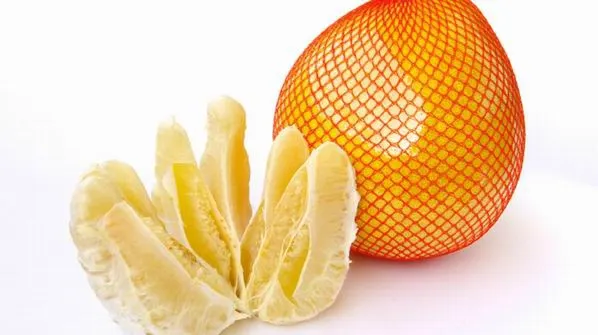 Ce se întâmplă cu organismul tău dacă mănânci pomelo