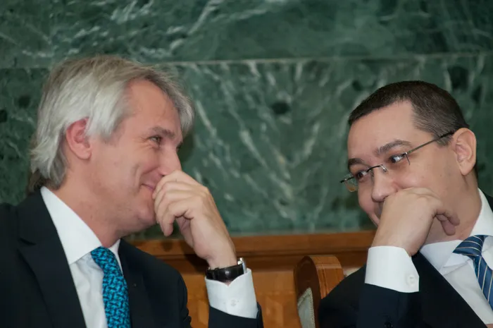 FMI vine la București, dar nu-l mai găsește pe Vâlcov. Ce alte surprize i-a pregătit Guvernul Ponta