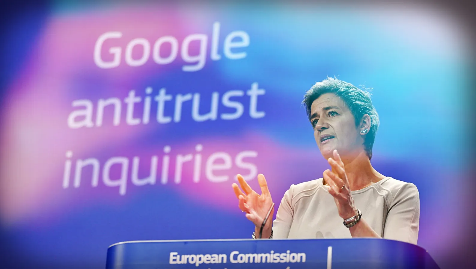 Giganții din IT, în vizorul Uniunii Europene: Amenzile ar putea fi de ordinul miliardelor de euro.
