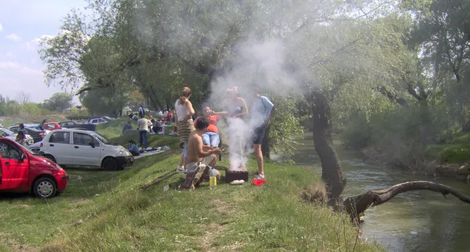 1 Mai. Cum va fi vremea în perioada mini-vacanţei de la începutul acestei luni