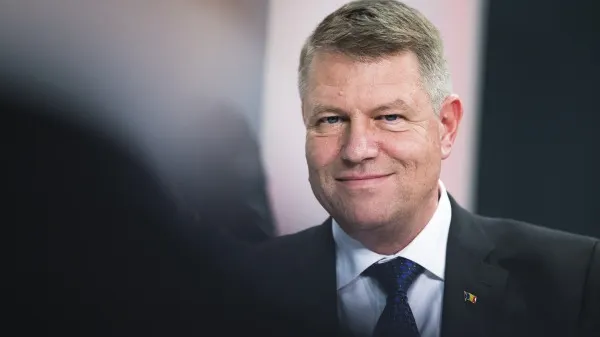 Președintele Klaus Iohannis se întâlneşte cu Papa Francisc pe 15 mai
