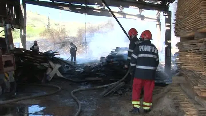 Salvatorul care nu a avut salvare. Pompierul care a scos din flacări zeci de oameni, răpus de cancer