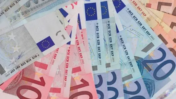 Cea mai mare companie din România taie investițiile cu 20%