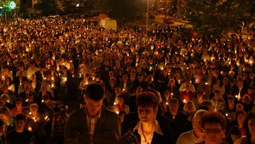 Câți români țin post de Paște 
