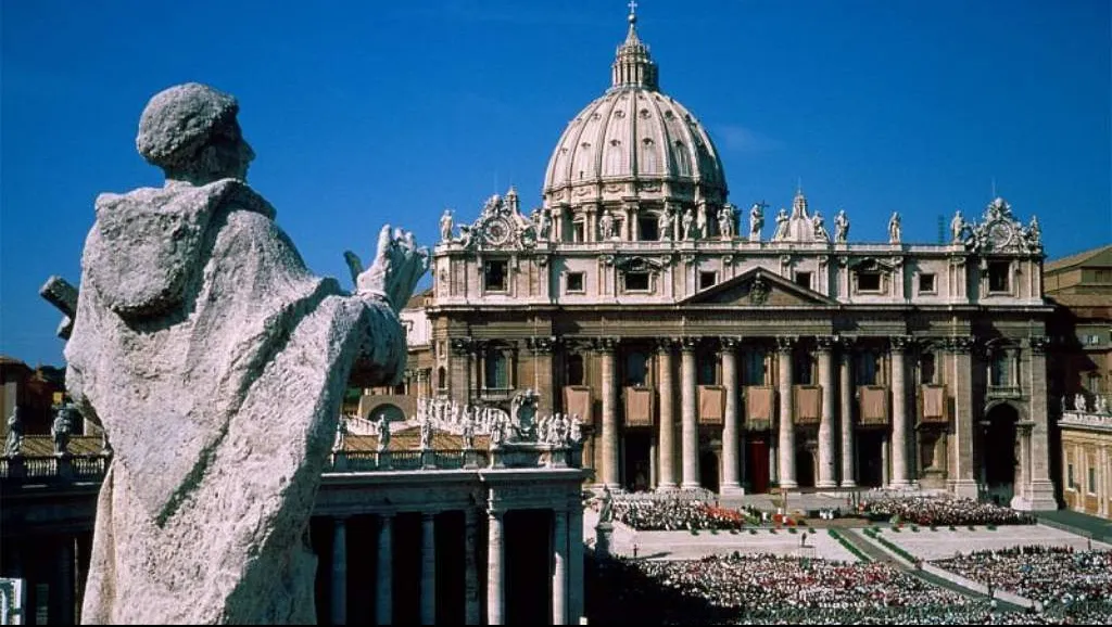Teroriști care plănuiau un atac la Vatican au fost arestaţi