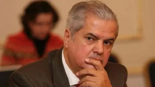 Adrian Năstase a publicat scrisoarea ambasadei prin care i se interzice să călătorească în SUA