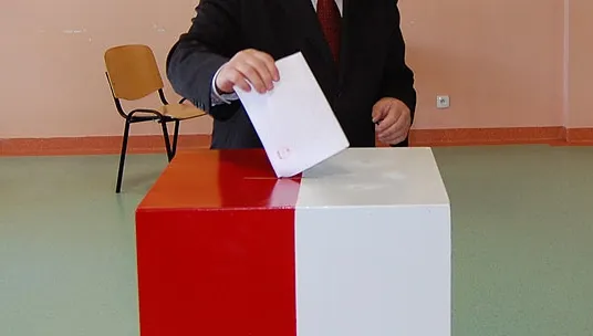 Alegeri prezidenţiale în Polonia. Cine este favoritul