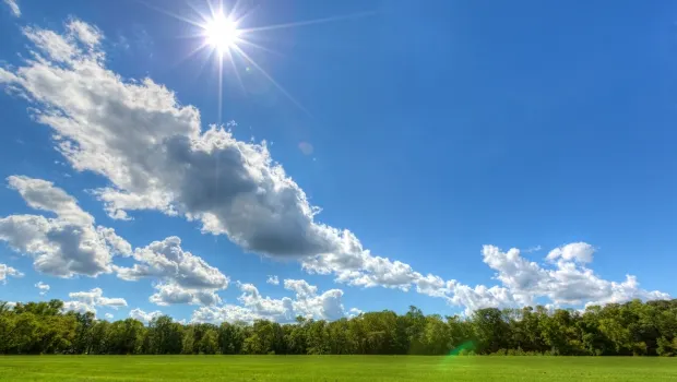 Vremea în weekend: Ce temperaturi vor fi în București, la munte și la mare 