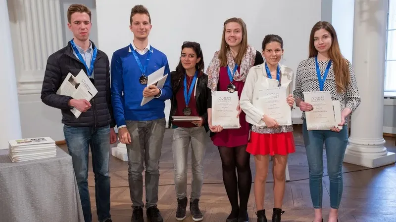 Două medalii de bronz pentru România, la Olimpiada Internaţională de Filosofie