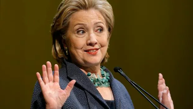Hillary Clinton a aprobat vânzări de arme de 300 mld dolari, în schimbul donațiilor la fundația sa