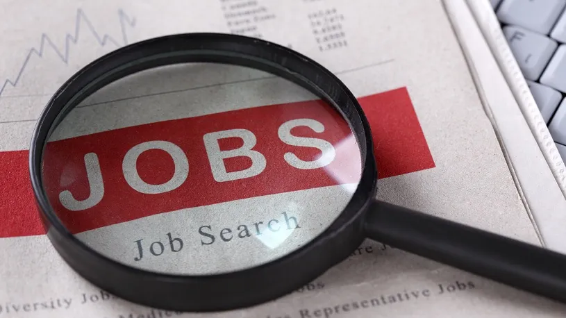Salarii de 3.000 de euro. Se caută urgent 50 de români