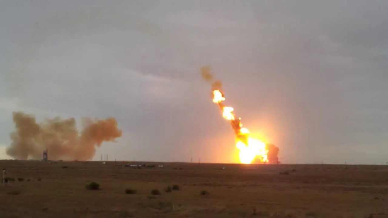Eșec rusesc. O rachetă Proton M s-a prăbușit la câteva minute după lansare