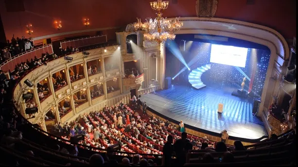 Percheziţii la Opera Naţională. Este vizat şi directorul Răzvan Dincă