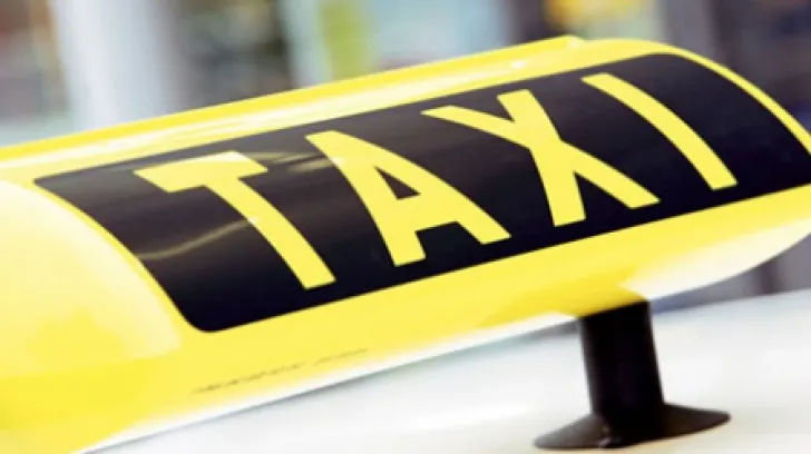 Taximetrist, bătut cu bestialitate după un accident