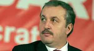 Vasile Dâncu: Trăim o mare criză politică. Românii caută un refugiu, nu un tătuc 