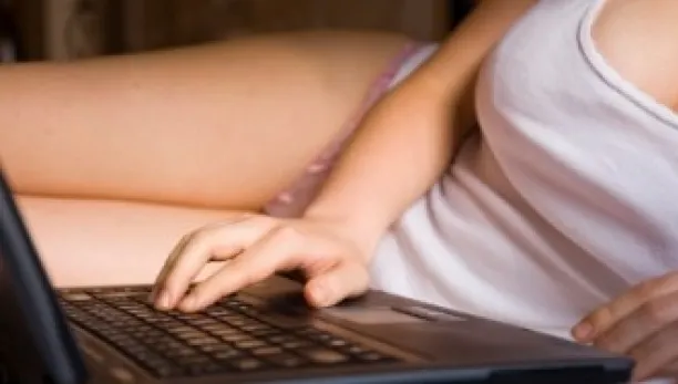 Eleva din Constanţa, acuzată că ar practica videochat-ul, ar putea fi mutată la alt liceu