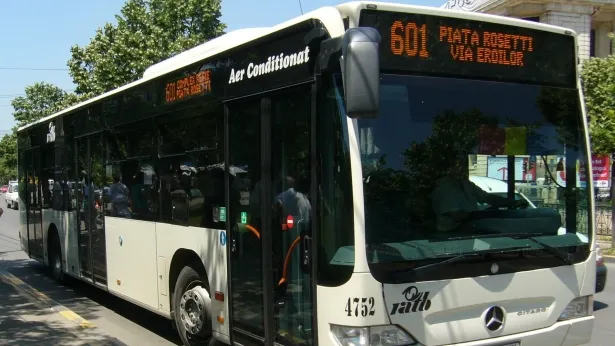 Propunere-şoc! Tarife cu 50% mai mari pentru călătoriile cu RATB-ul