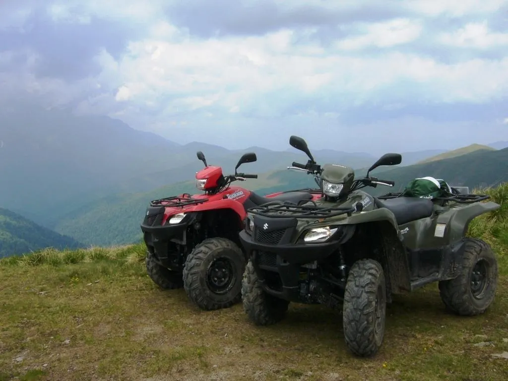O femeie a fost rănită într-un accident de ATV, pe munte