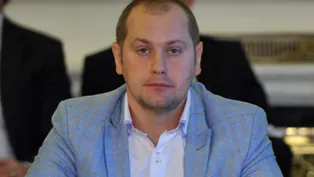 Fratele unui deputat celebru, snopit în bătaie în sediul Poliţiei: "Mi-au spart capul"