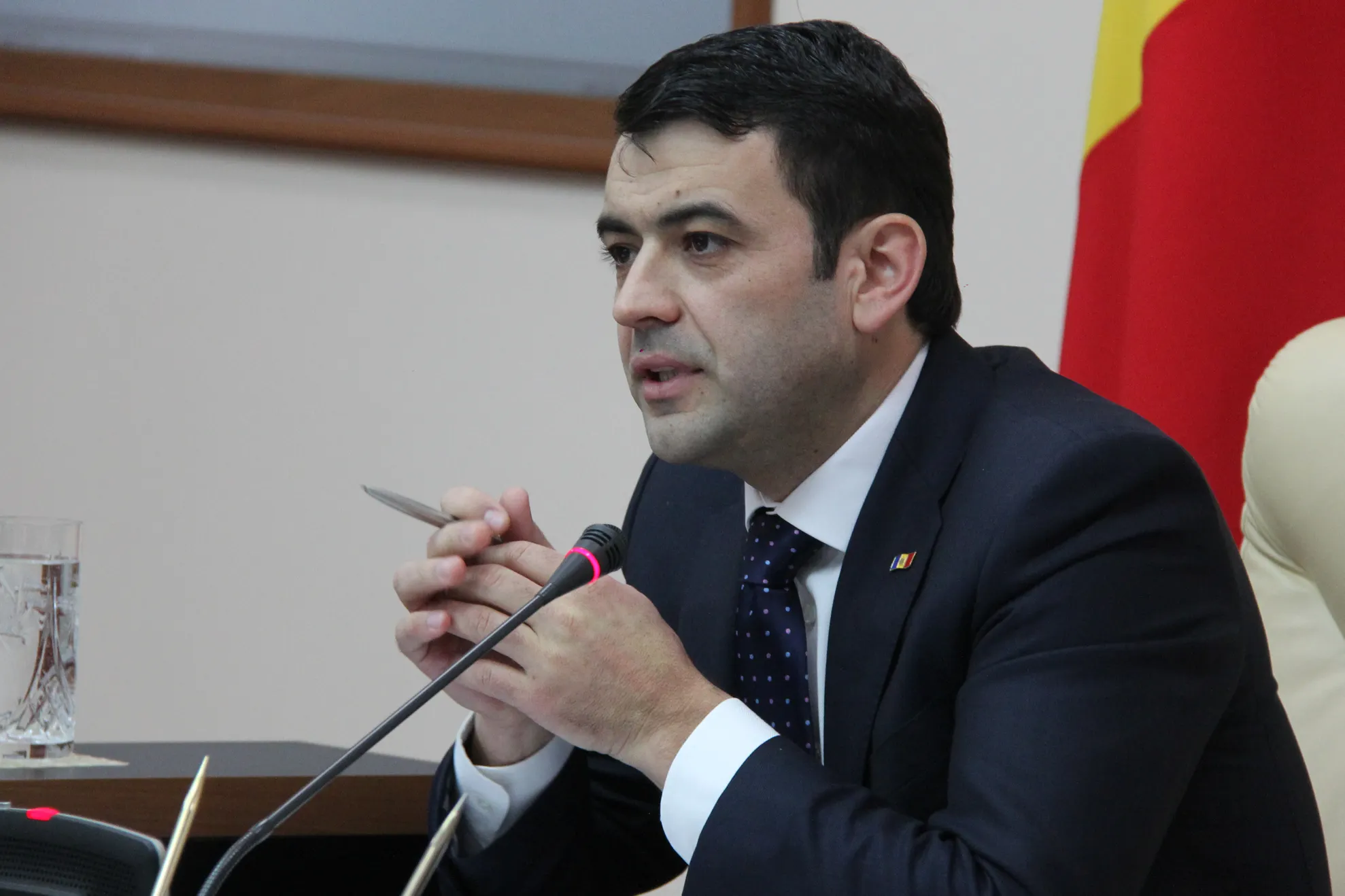Gestul premierului Republicii Moldova, după ce a anunțat că demisionează
