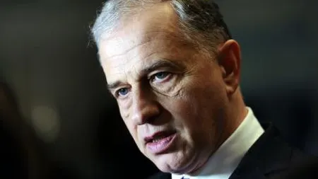 Mircea Geoană: Am decis să susțin moțiunea de cenzură a PNL